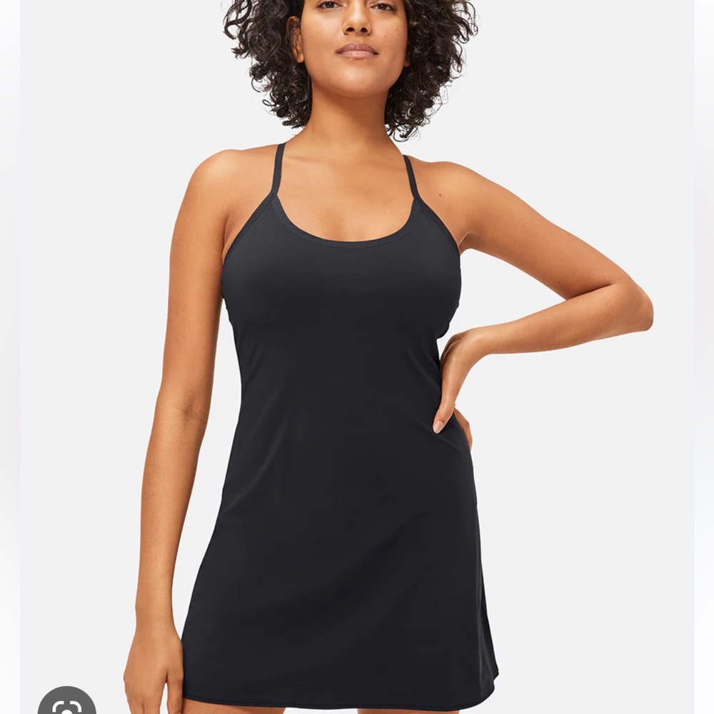 Outdoor Voices The exercise dress in black